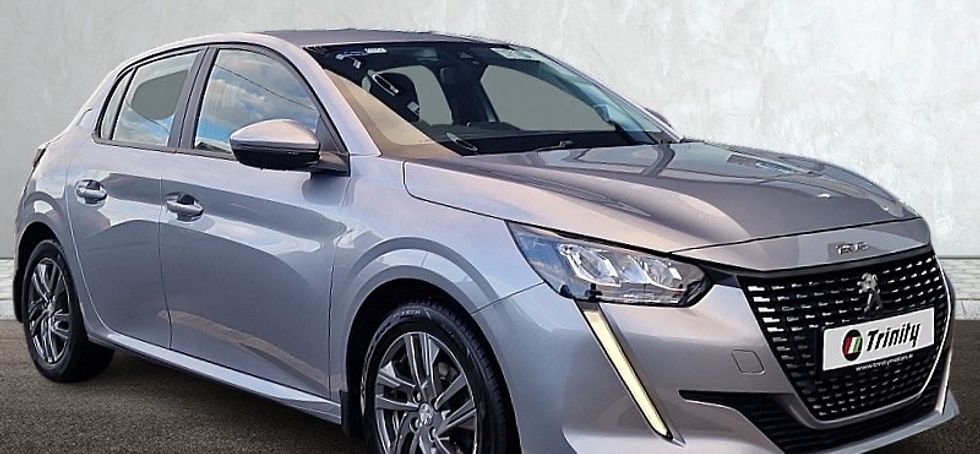 Peugeot 208 2021