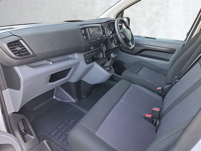 Peugeot Expert 2023