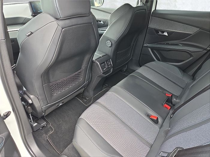 Peugeot 3008 2023