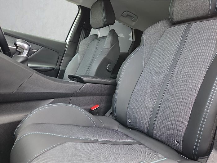 Peugeot 3008 2023