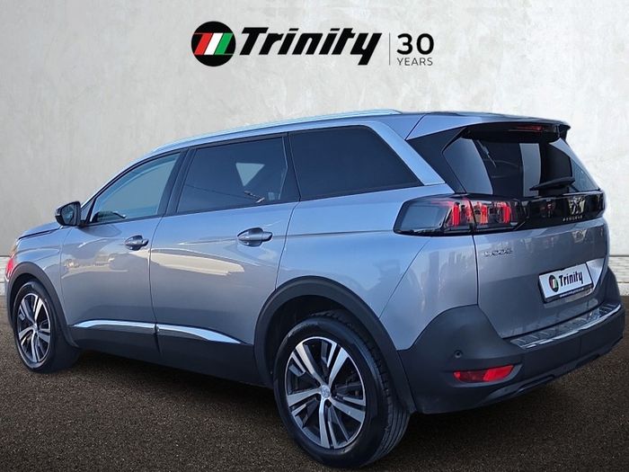 Peugeot 5008 2022