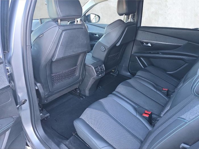Peugeot 5008 2022