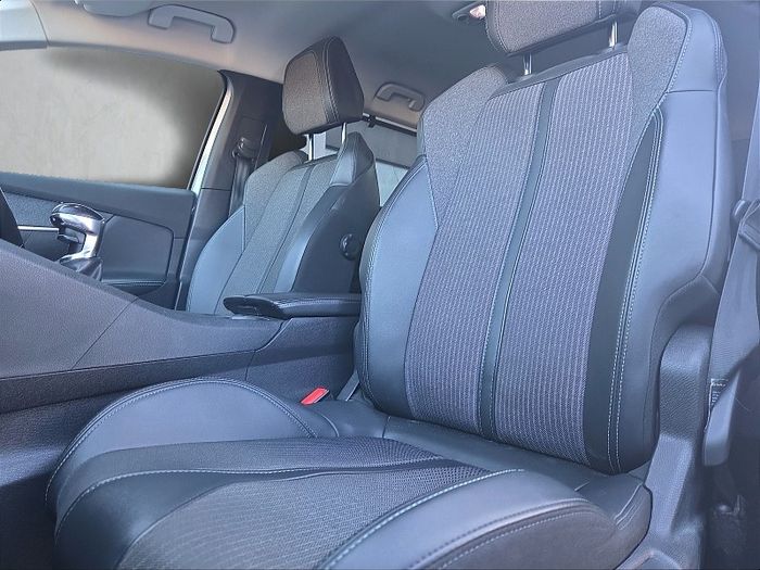 Peugeot 5008 2022
