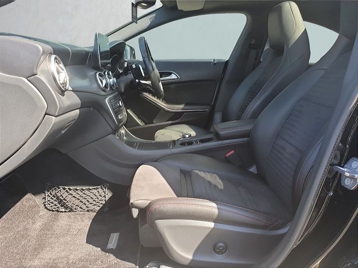 Mercedes-Benz CLA 2019