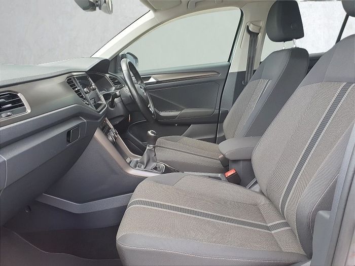 Volkswagen T-Roc 2019