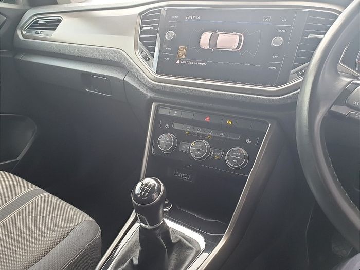 Volkswagen T-Roc 2019