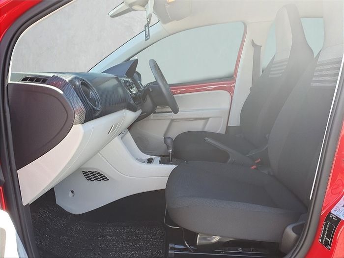 Volkswagen Up! 2019