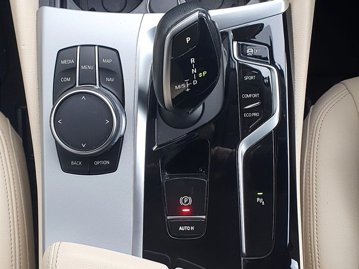 BMW 5 Series 2023