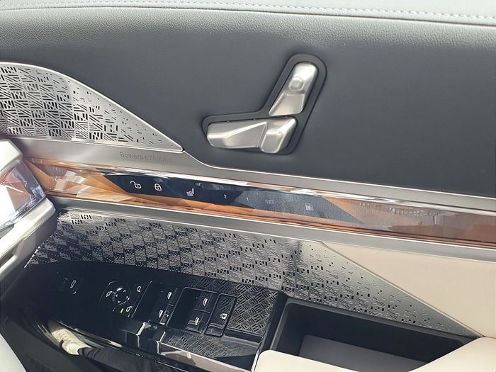 BMW 7 Series 2025
