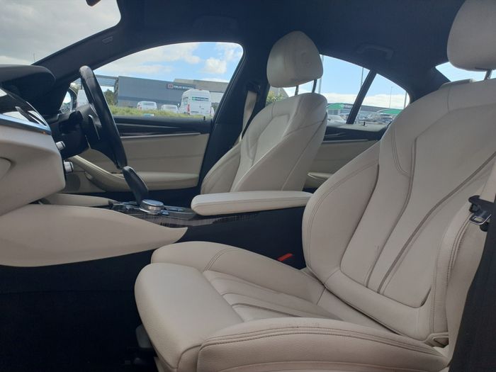 BMW 5 Series 2019