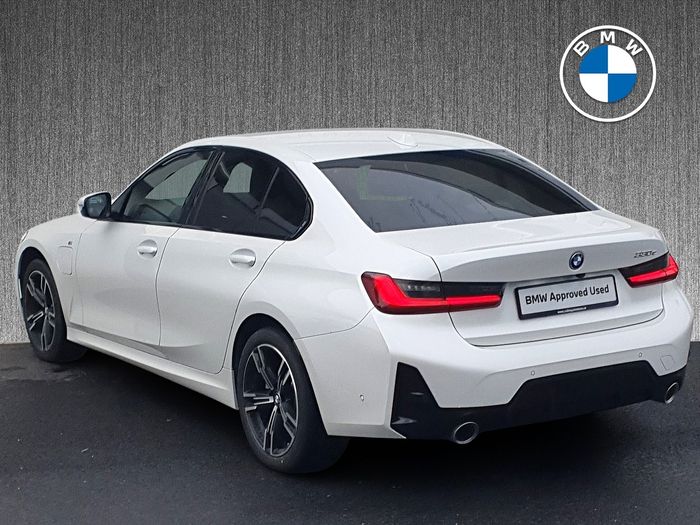 BMW 3 Series 2025