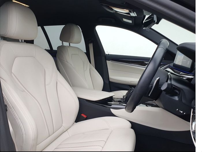 BMW 5 Series 2023