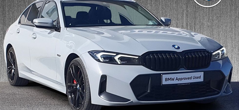BMW 3 Series 2023