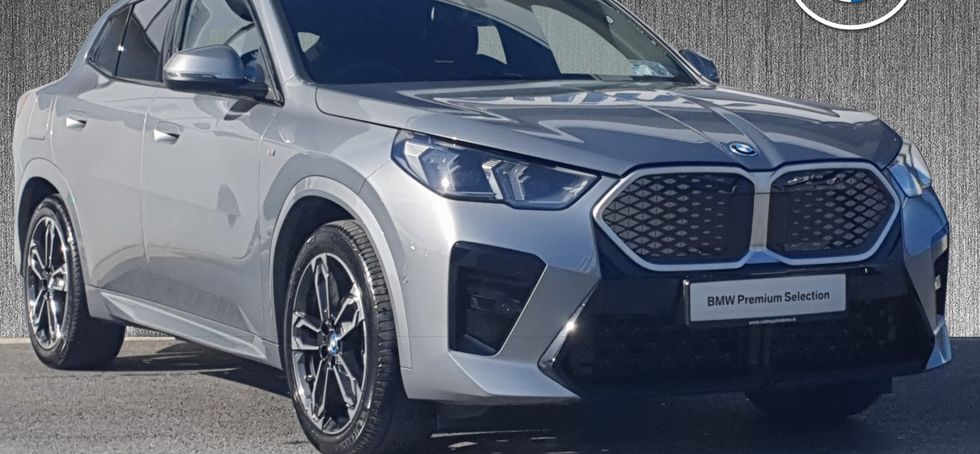 BMW iX2 2025
