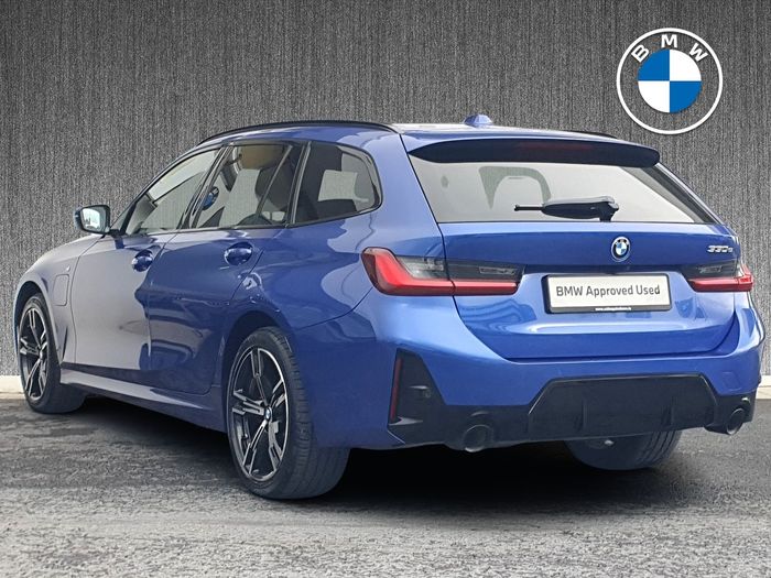 BMW 3 Series 2025