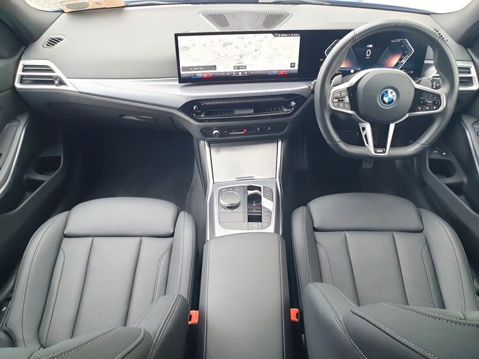 BMW 3 Series 2025
