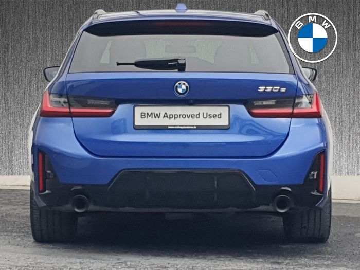 BMW 3 Series 2025