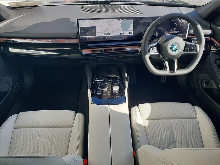 BMW 5 Series 2026