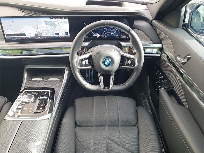 BMW 7 Series 2025
