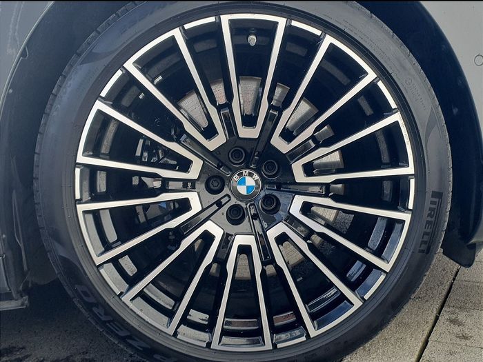 BMW 7 Series 2025