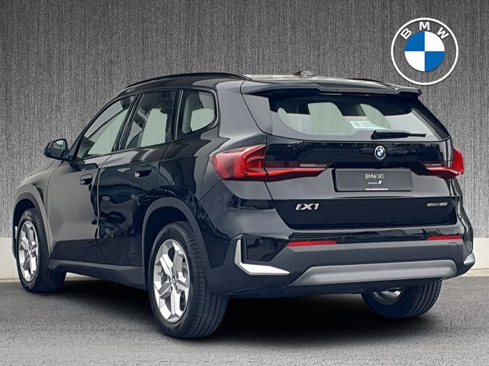 BMW iX1 2026