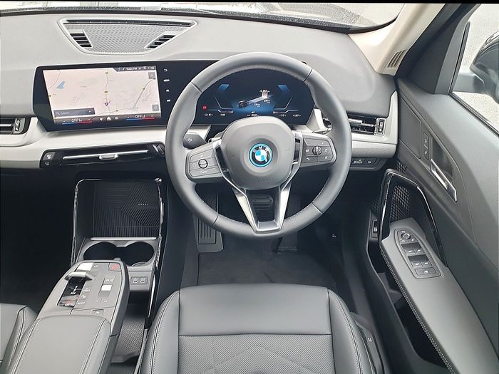 BMW iX1 2026