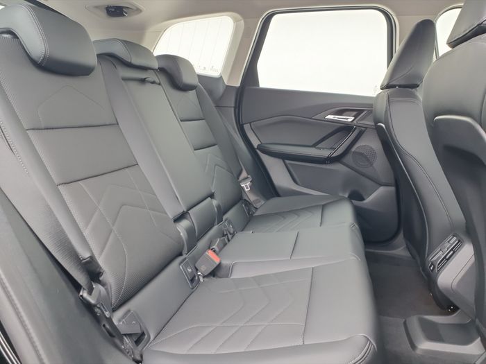 BMW iX1 2026