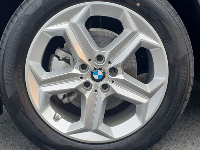 BMW iX1 2026