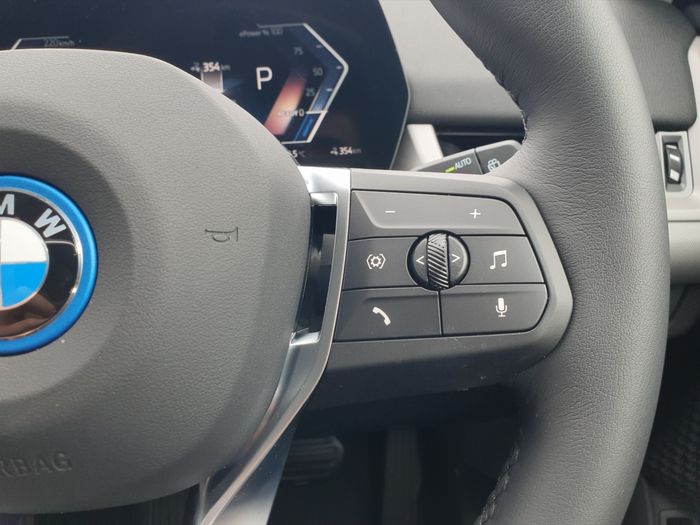 BMW iX1 2026