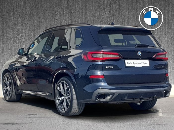 BMW X5 2021