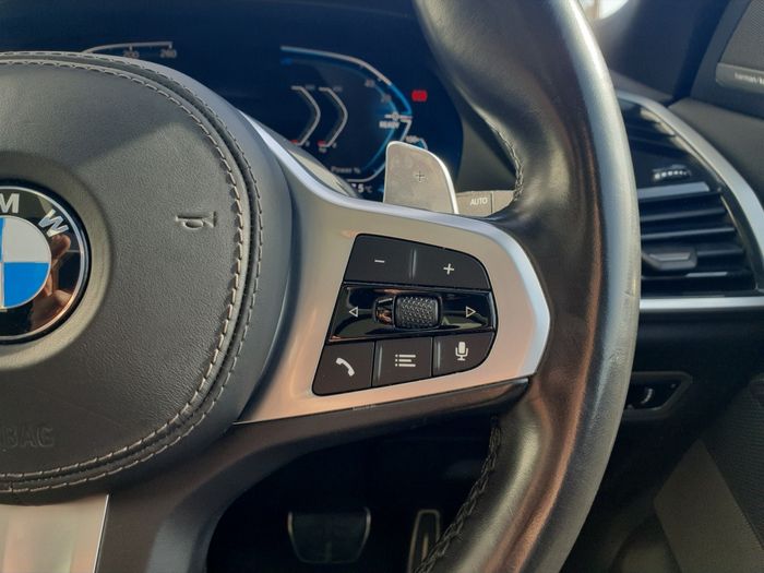 BMW X5 2021