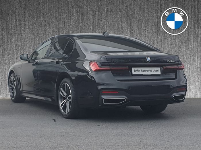 BMW 7 Series 2021