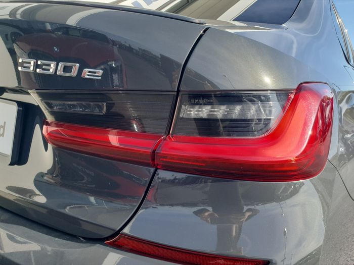 BMW 3 Series 2021