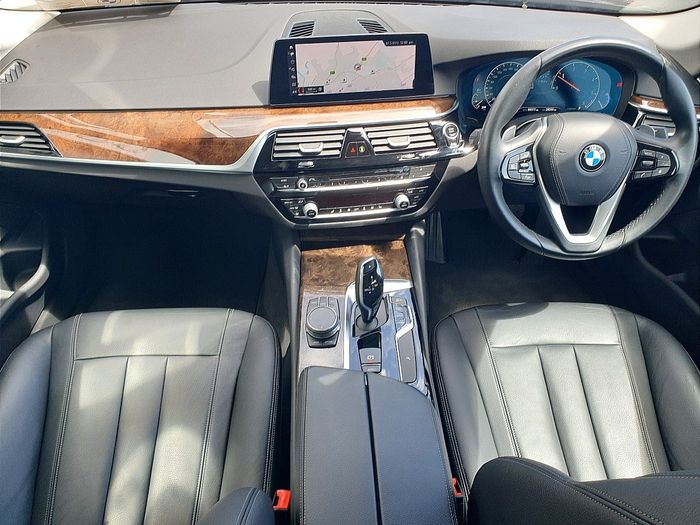 BMW 5 Series 2019