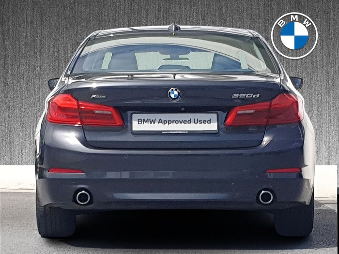 BMW 5 Series 2019