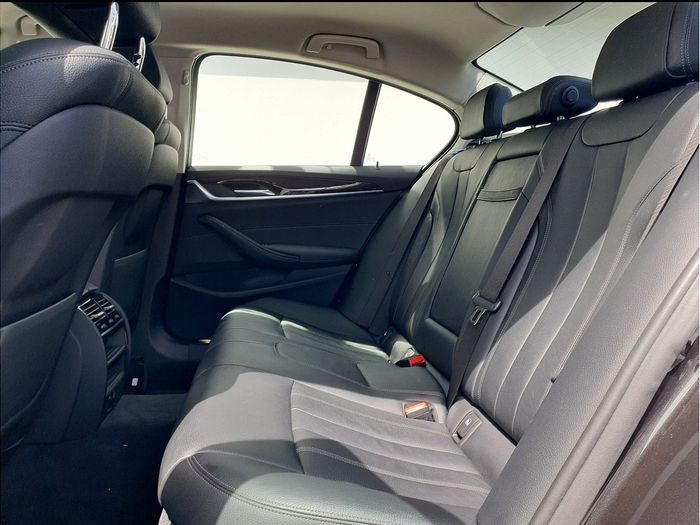 BMW 5 Series 2019