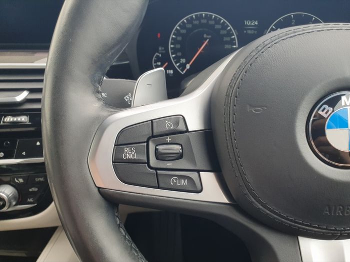 BMW 5 Series 2019