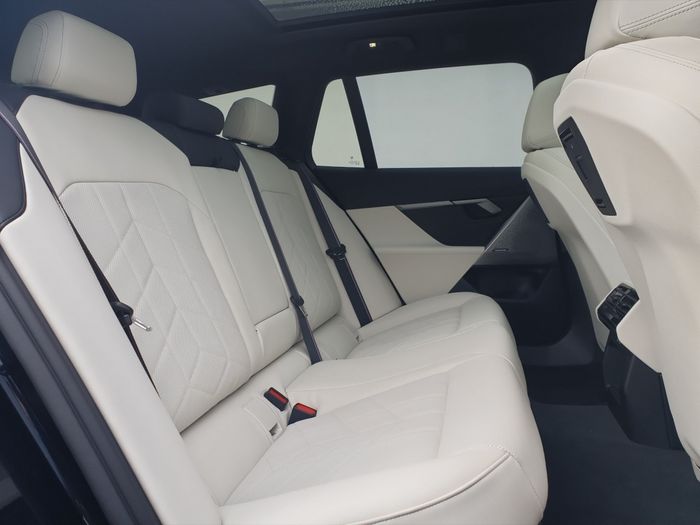 BMW 5 Series 2026