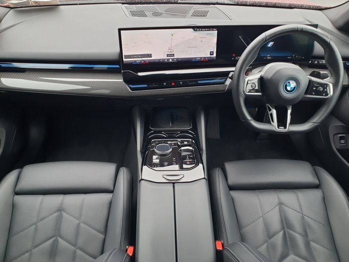 BMW 5 Series 2025