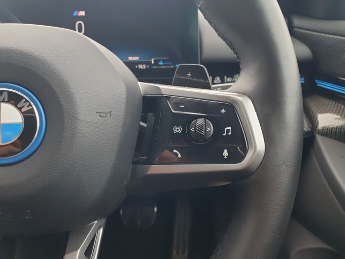BMW 5 Series 2025