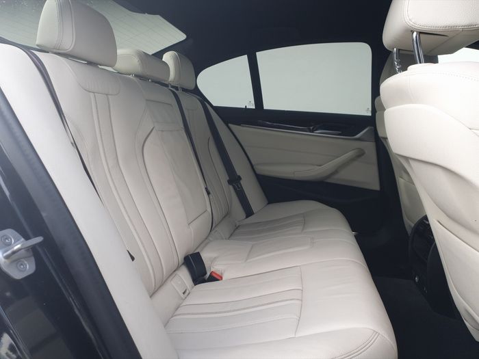 BMW 5 Series 2022