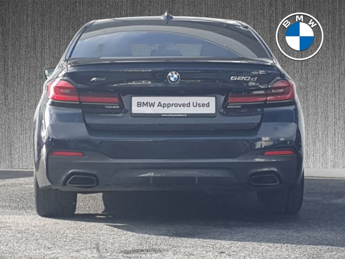 BMW 5 Series 2022