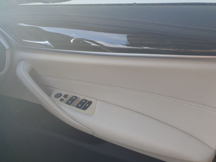 BMW 5 Series 2022