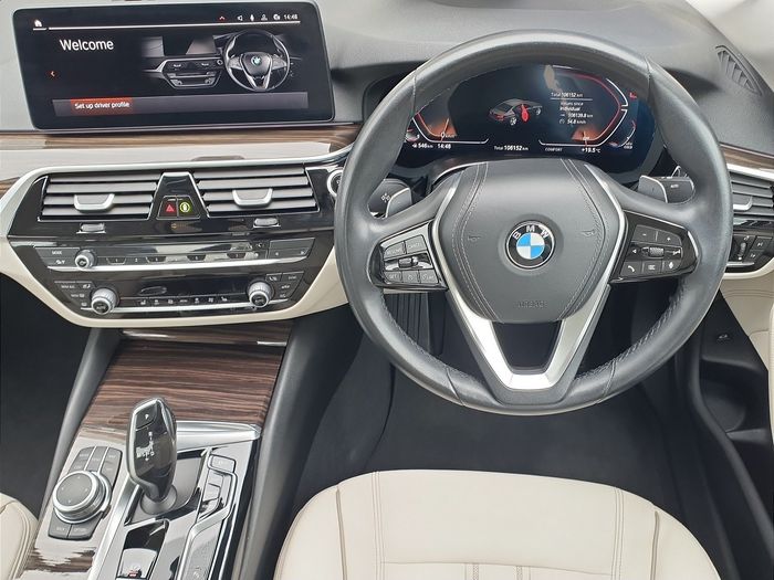 BMW 5 Series 2022