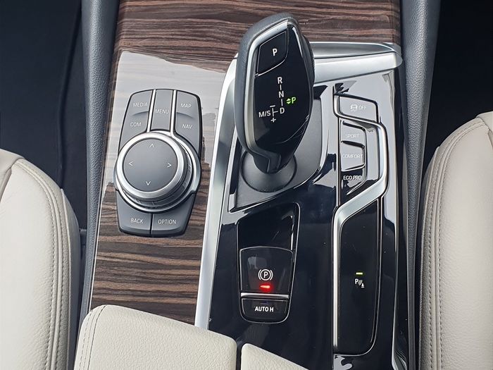 BMW 5 Series 2022