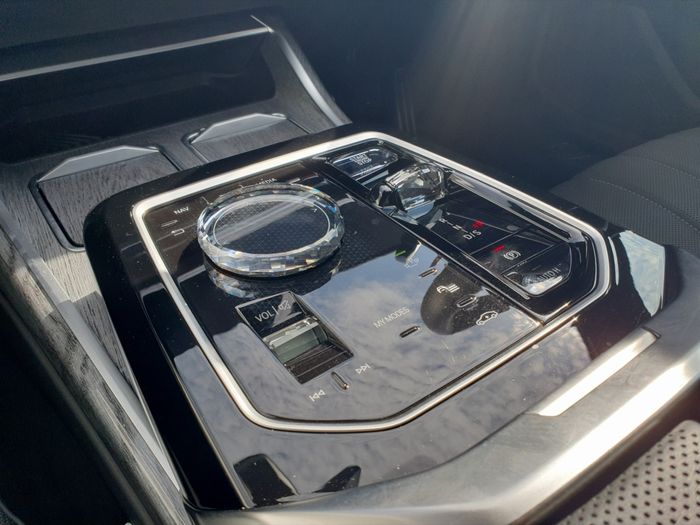 BMW 7 Series 2025
