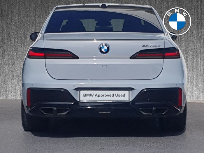 BMW 7 Series 2025