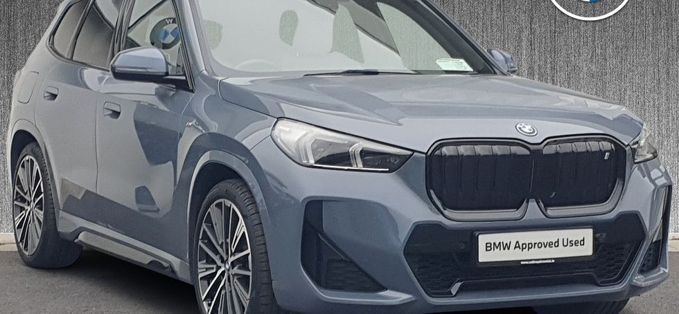 BMW iX1 2023