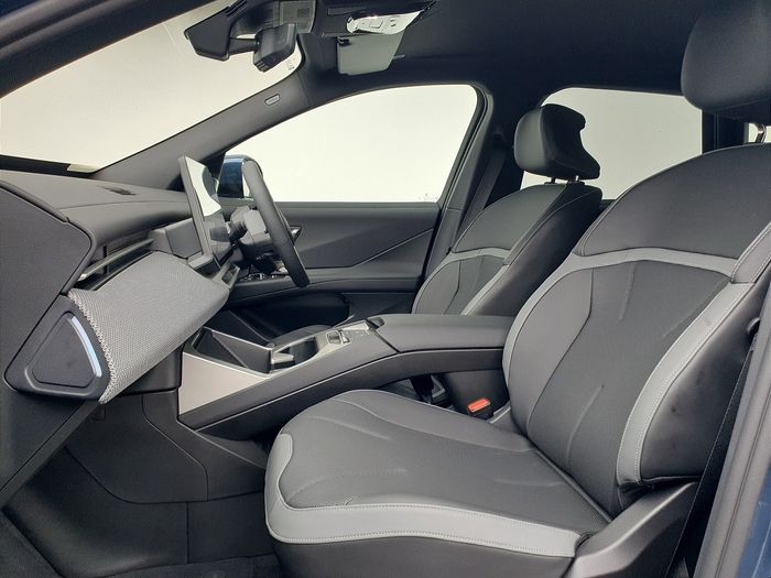 BMW iX3 2026
