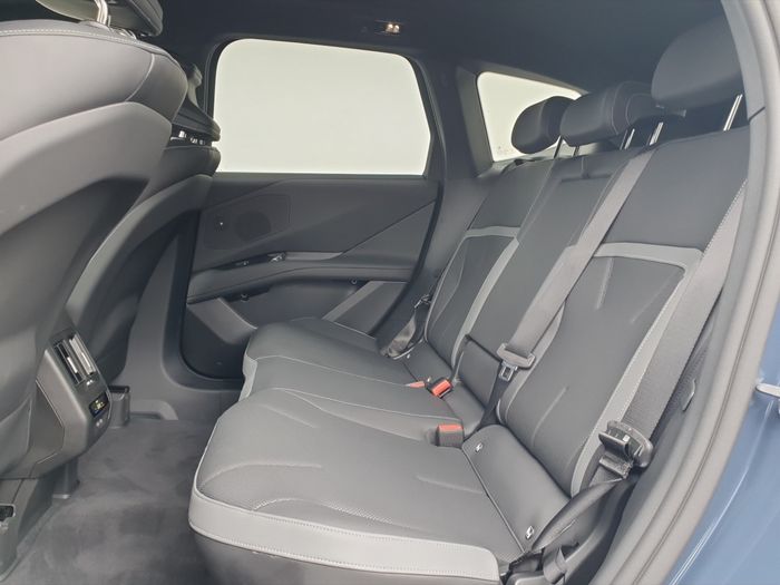 BMW iX3 2026